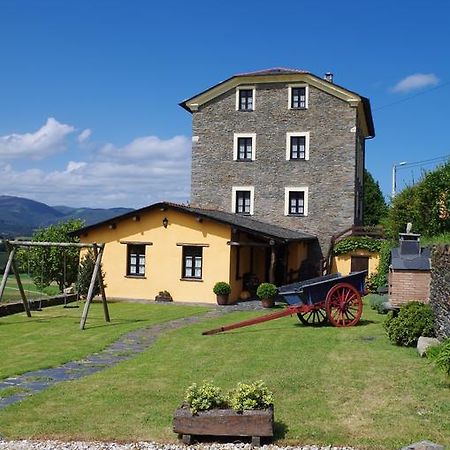 Gasthaus Casa De Aldea El Conceyu Navia Exterior foto