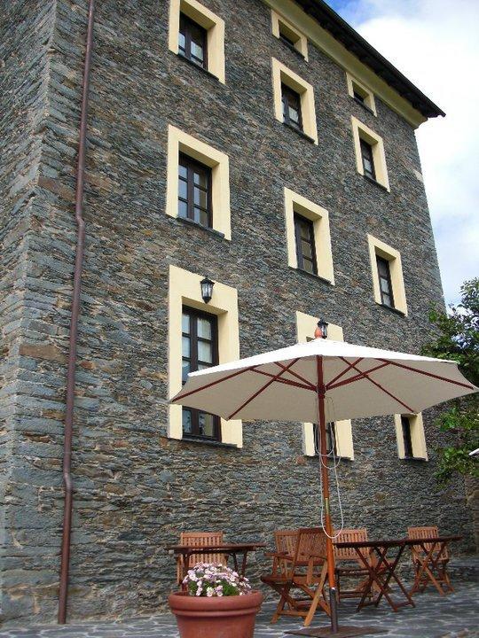 Gasthaus Casa De Aldea El Conceyu Navia Exterior foto